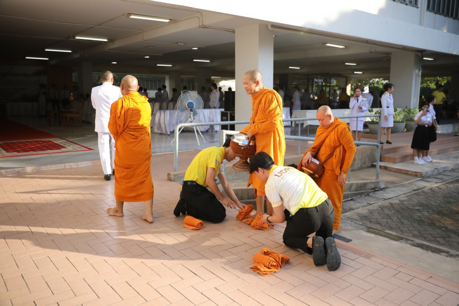 LINE_ALBUM_10.10.68_251010_36