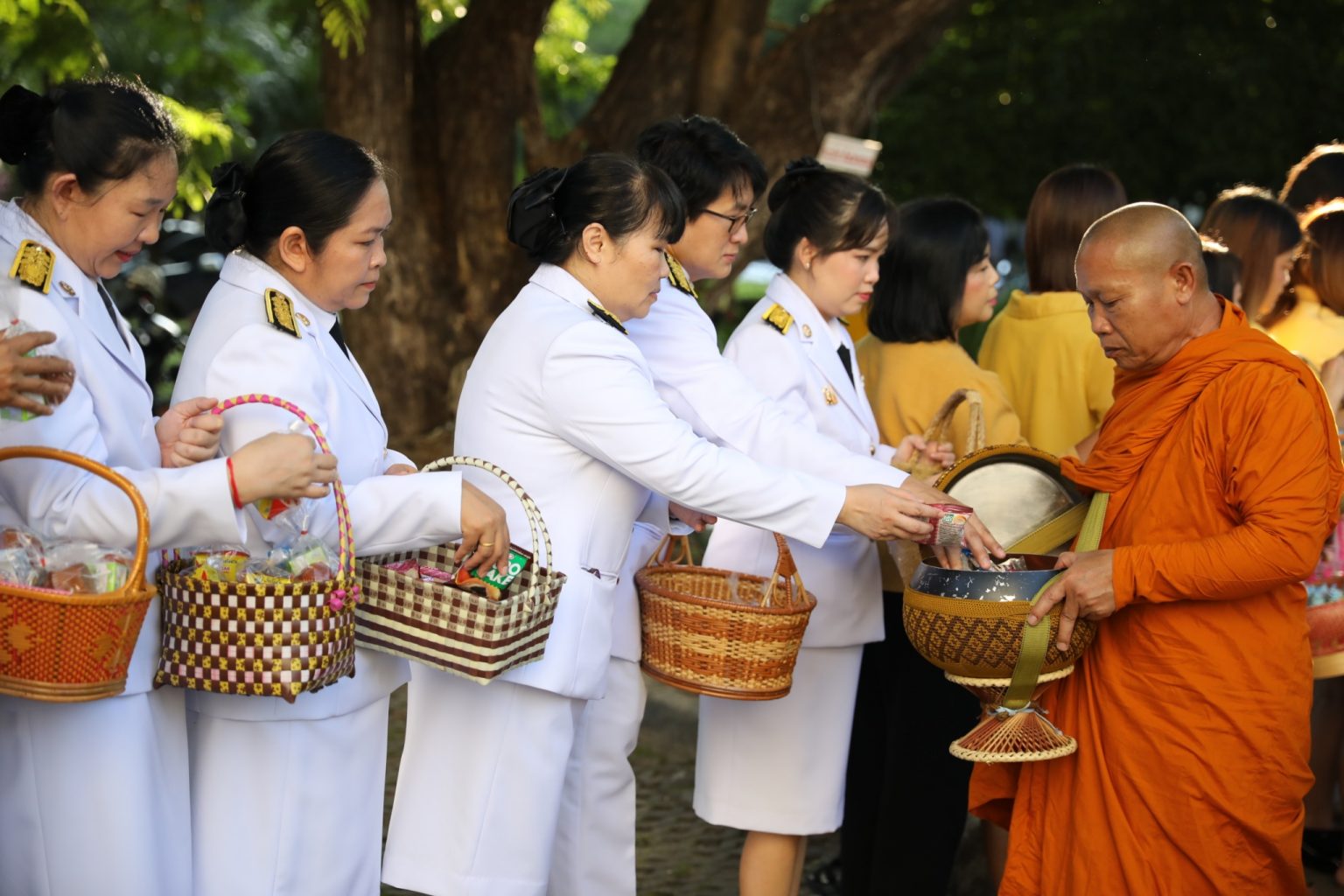 LINE_ALBUM_10.10.68_251010_39