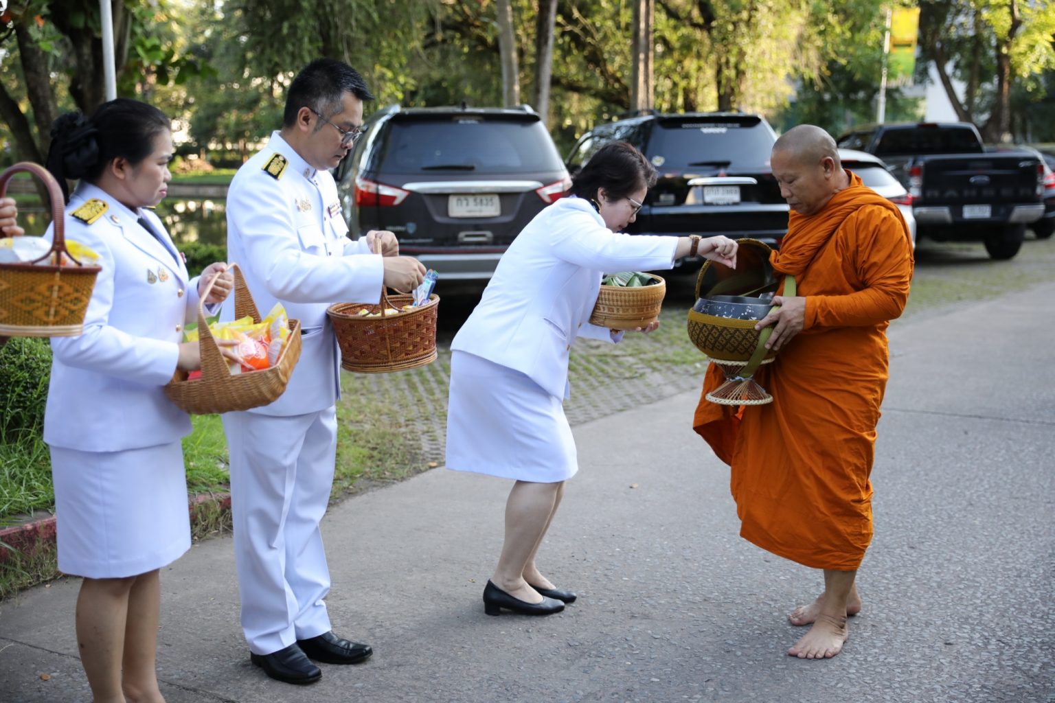 LINE_ALBUM_10.10.68_251010_48